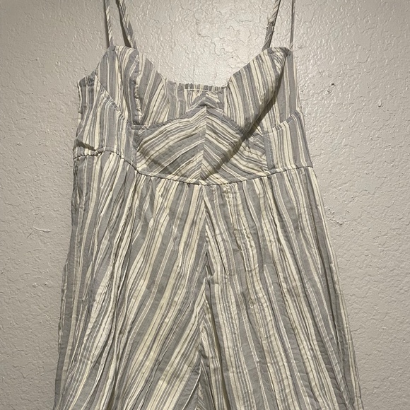 NWT Urban Outfitters Romper - Picture 1 of 3
